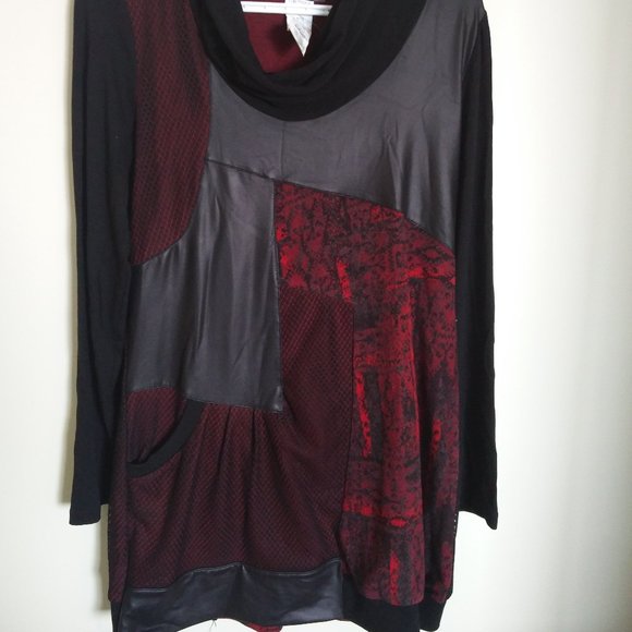 Dolcezza Red and Black Dress /Top M - Picture 6 of 12